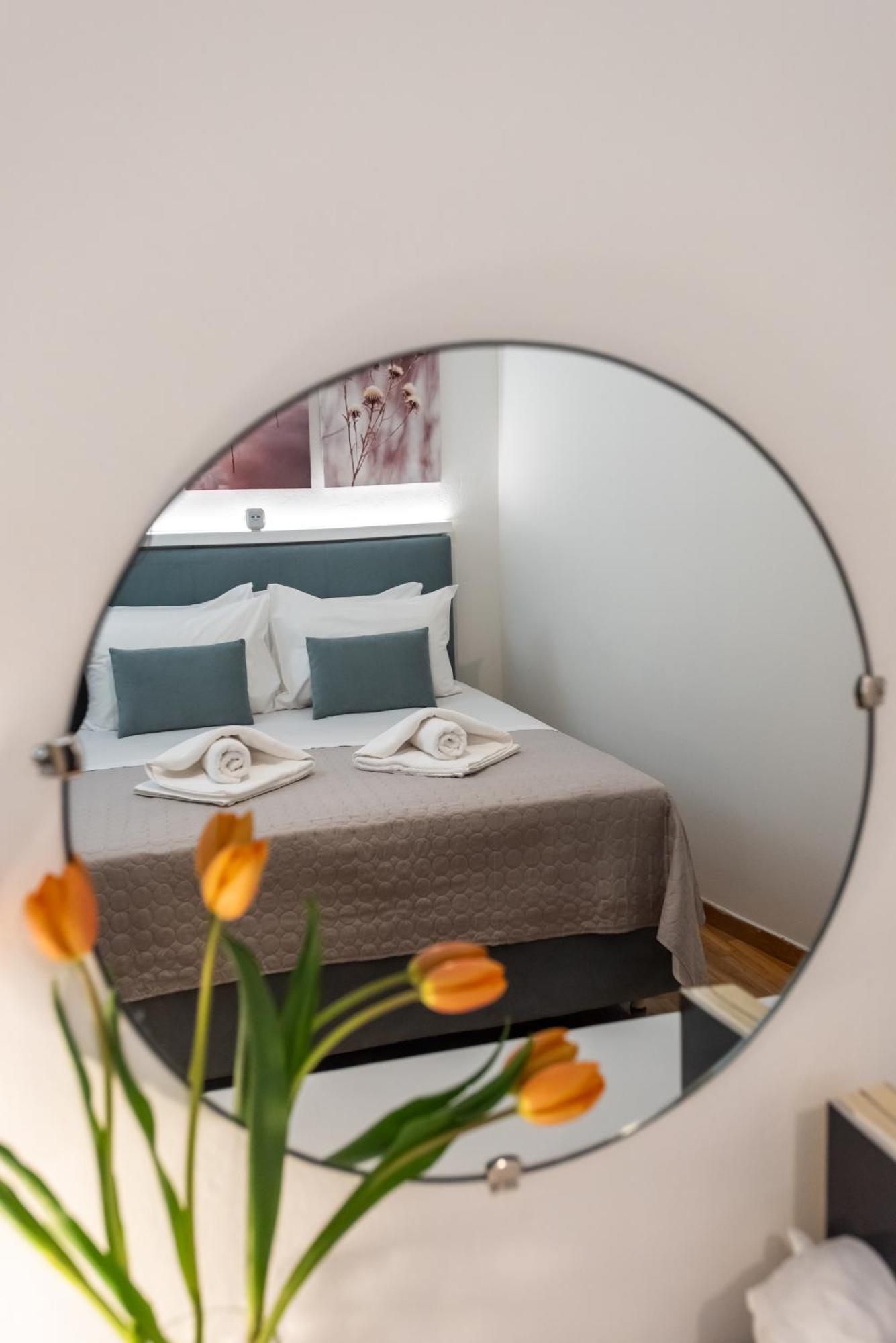 Relax Apartment Under Acropolis Athens Exterior photo
